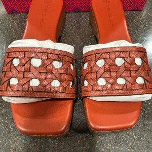 Tory Burch Brick Red Basketweave Clog Size 8